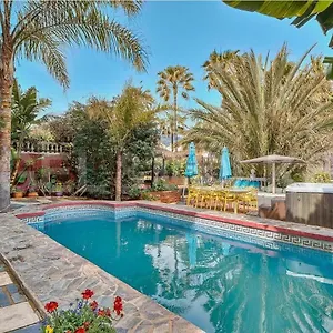 Majestic By The Heated Private Pool & Jacuzzi Villa Benalmadena